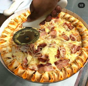 Pizza Família 35cm + Borda Recheada