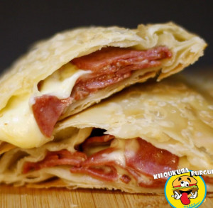 CALABRESA COM QUEIJO
