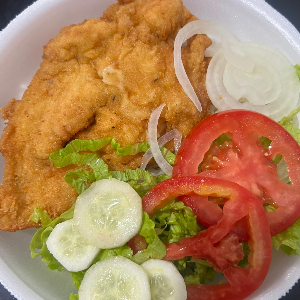 Peito de frango empanado