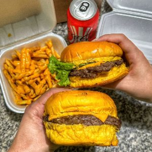 COMBO DUPLO+   COCA 310ML
