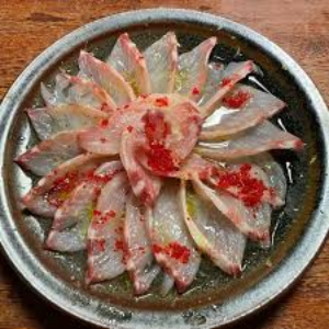 Carpaccio de robalo